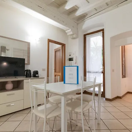 Bilocale Piccolo Corso - F&l 아파트